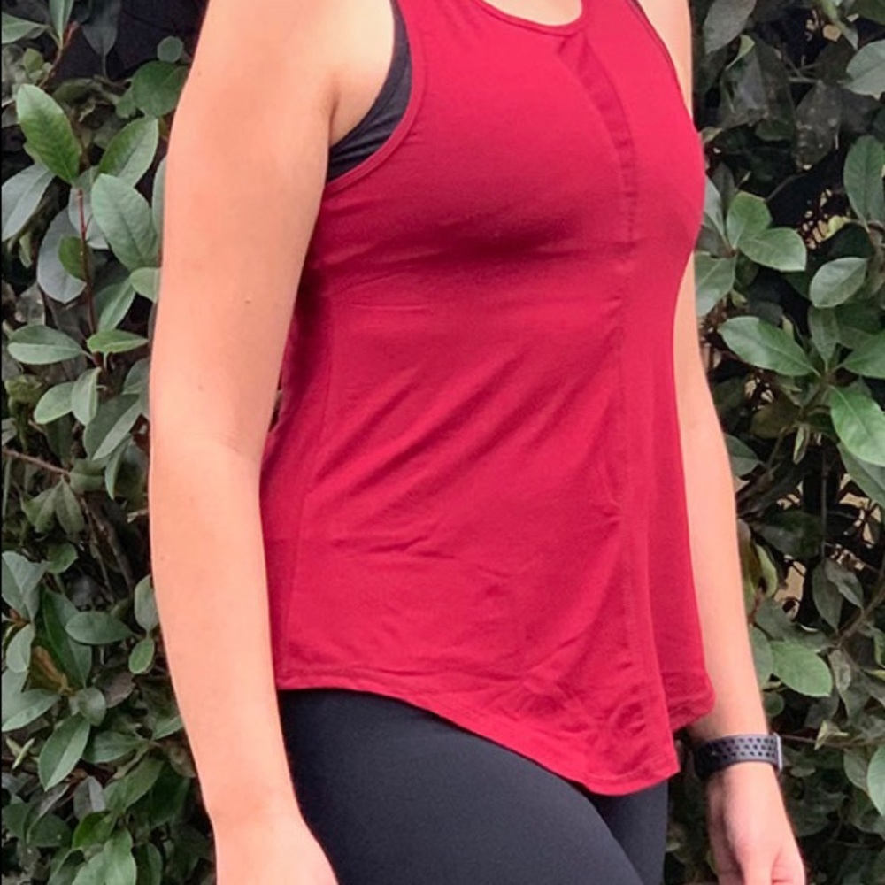Zyia Effortless Tank Cranberry